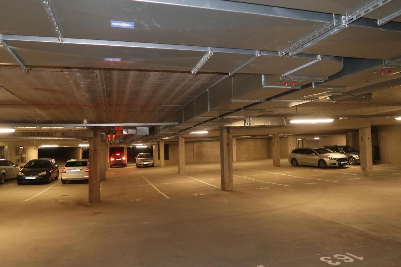 Artisa Riia Str 22A Luxury Apartment タルトゥ エクステリア 写真